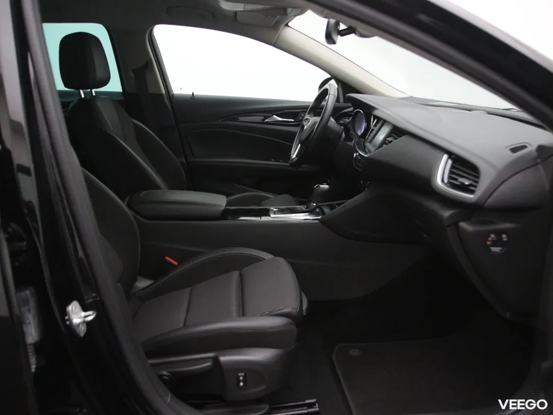Opel Insignia 1.5 121kW