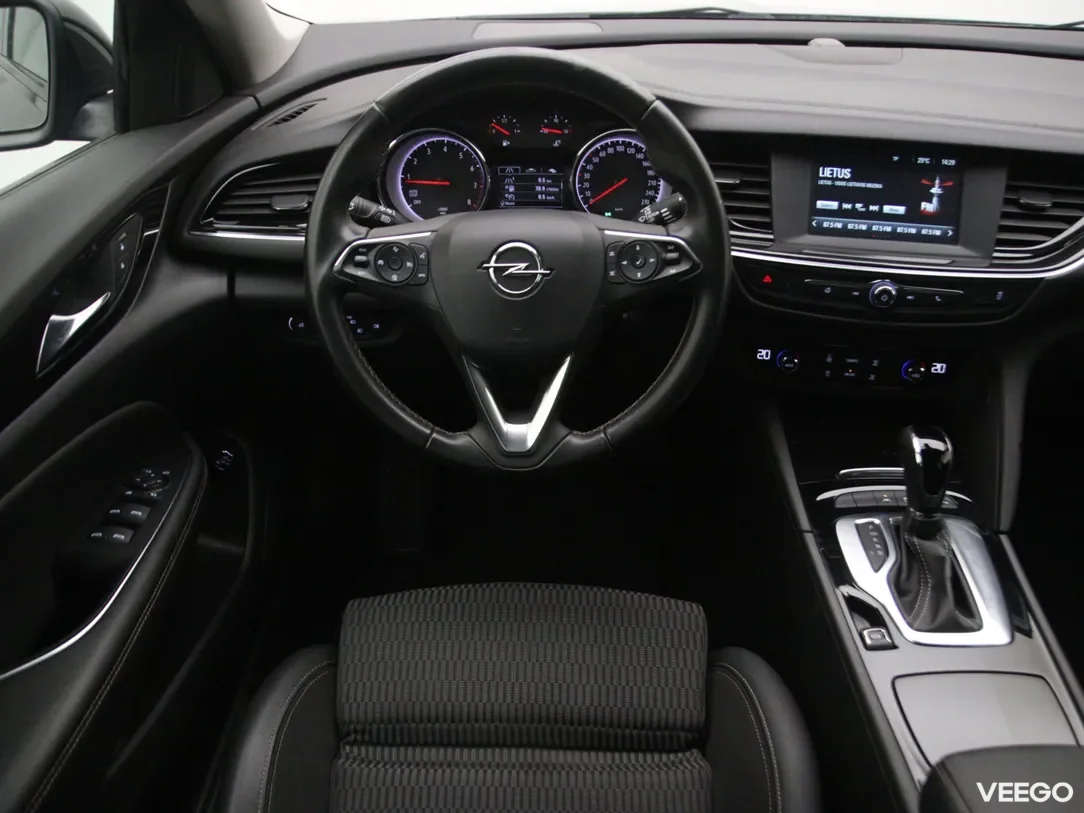 Opel Insignia 1.5 121kW