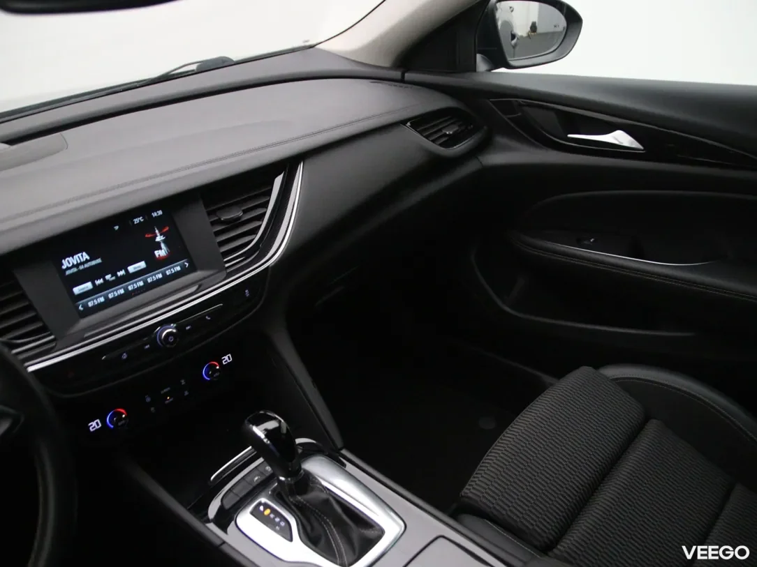 Opel Insignia 1.5 121kW