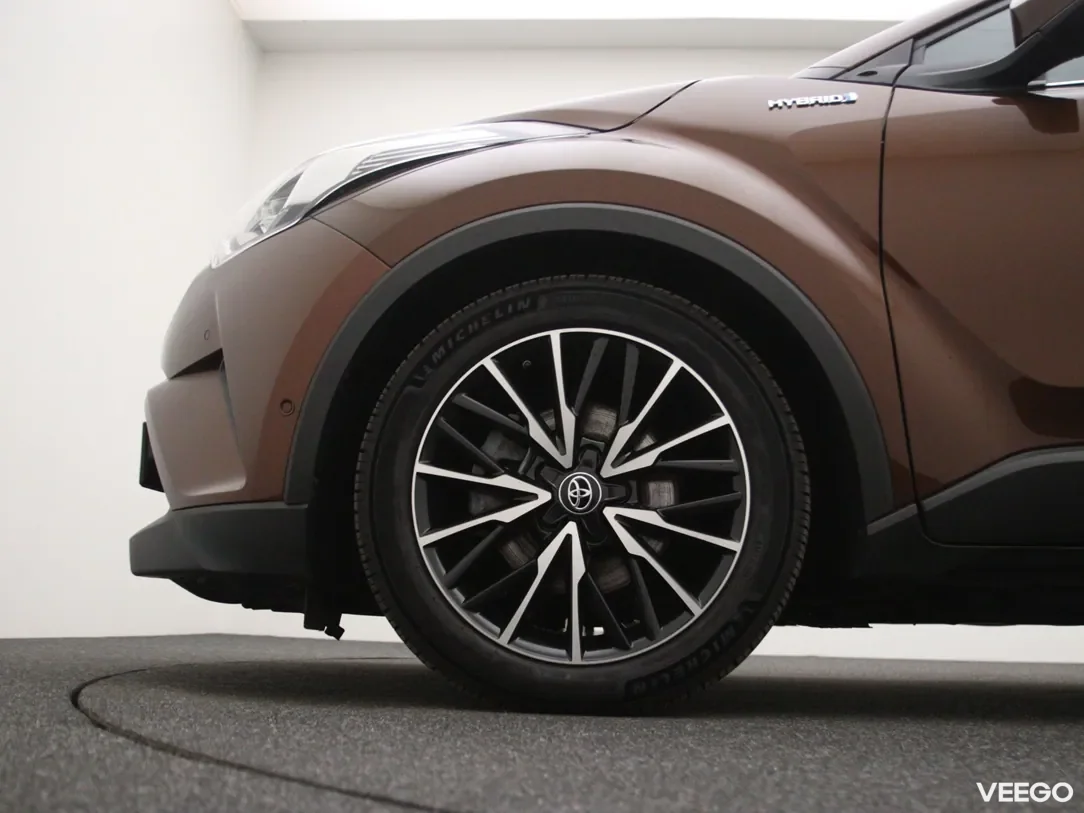 Toyota C-HR 1.8 90kW