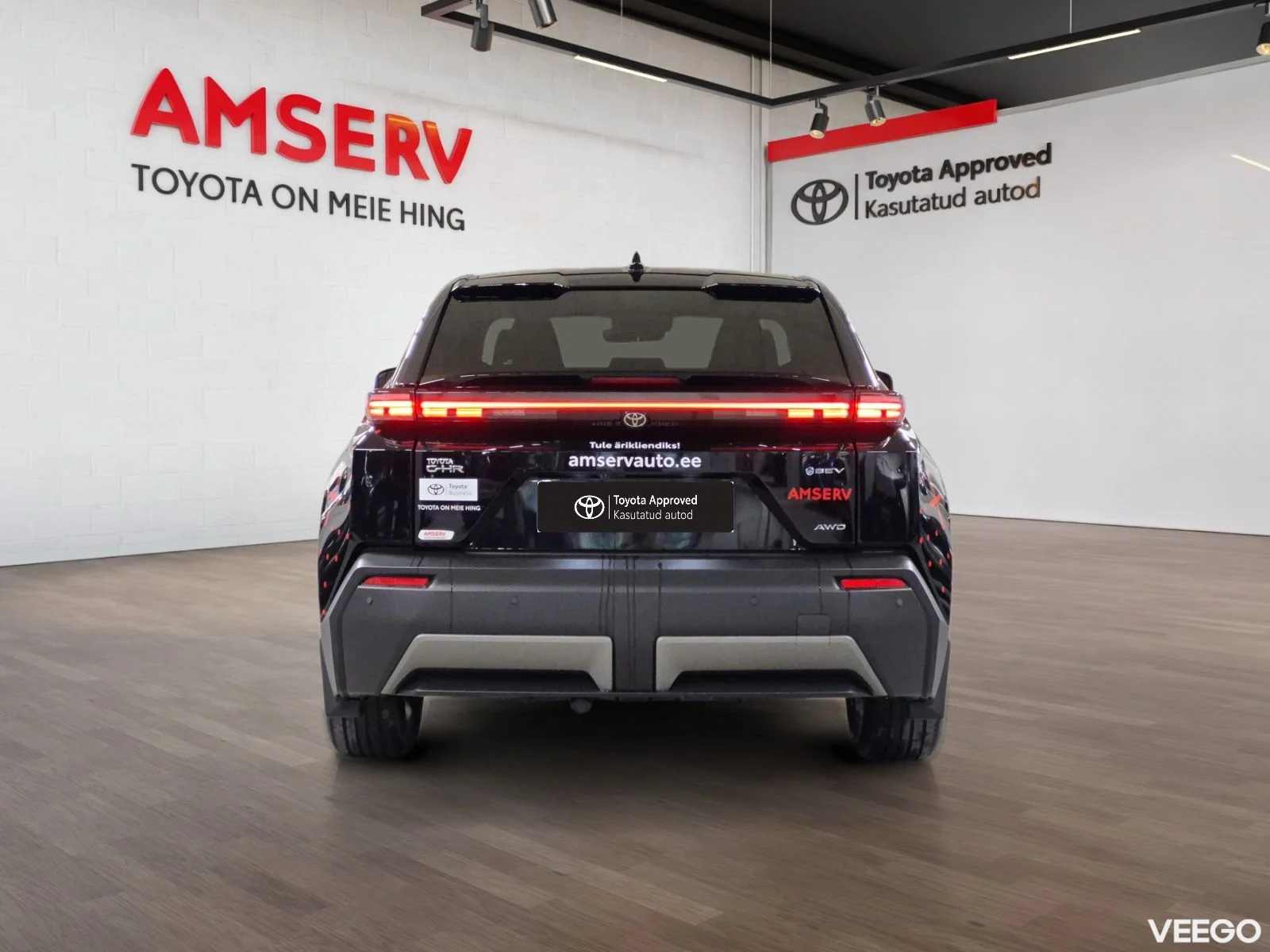 Toyota C-HR + Active AWD 135kW