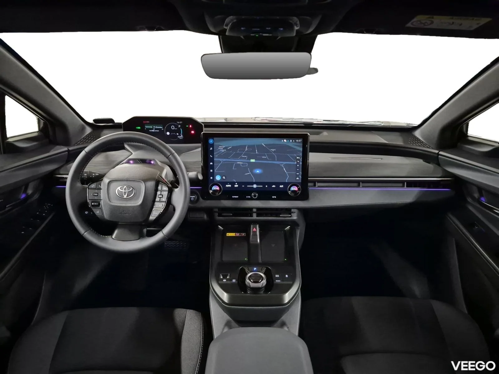 Toyota C-HR + Active AWD 135kW