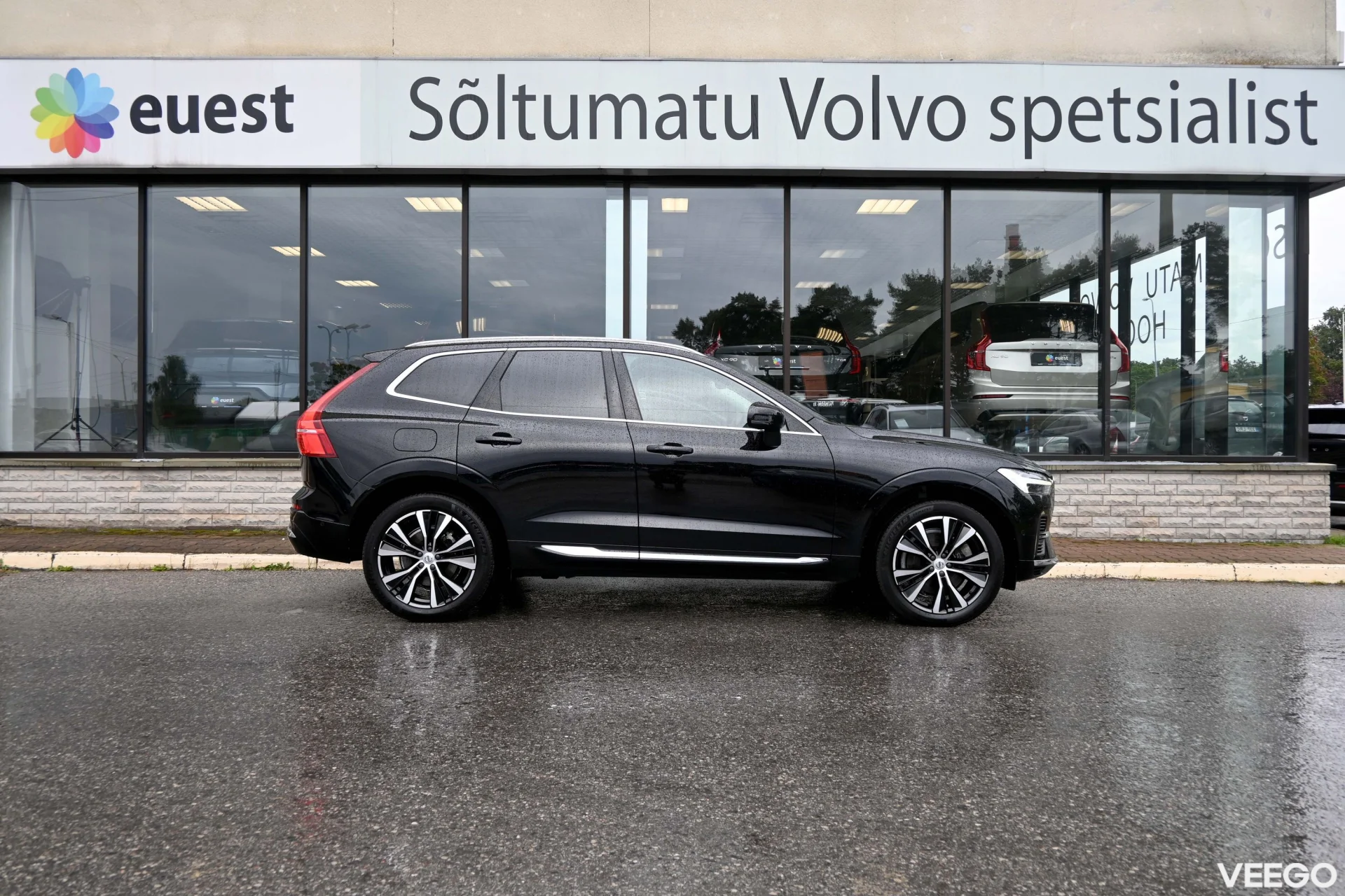 Volvo XC60 AWD B&W ULTIMATE BRIGHT XENIUM INTELLI SAFE 2 335kW