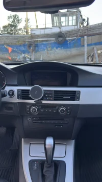 BMW 318 2.0 100kW thumbnail