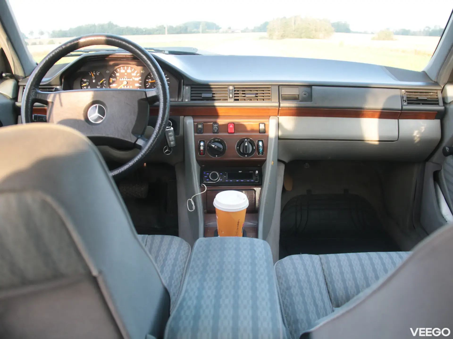 Mercedes-Benz 300 D W124 TD 108kW