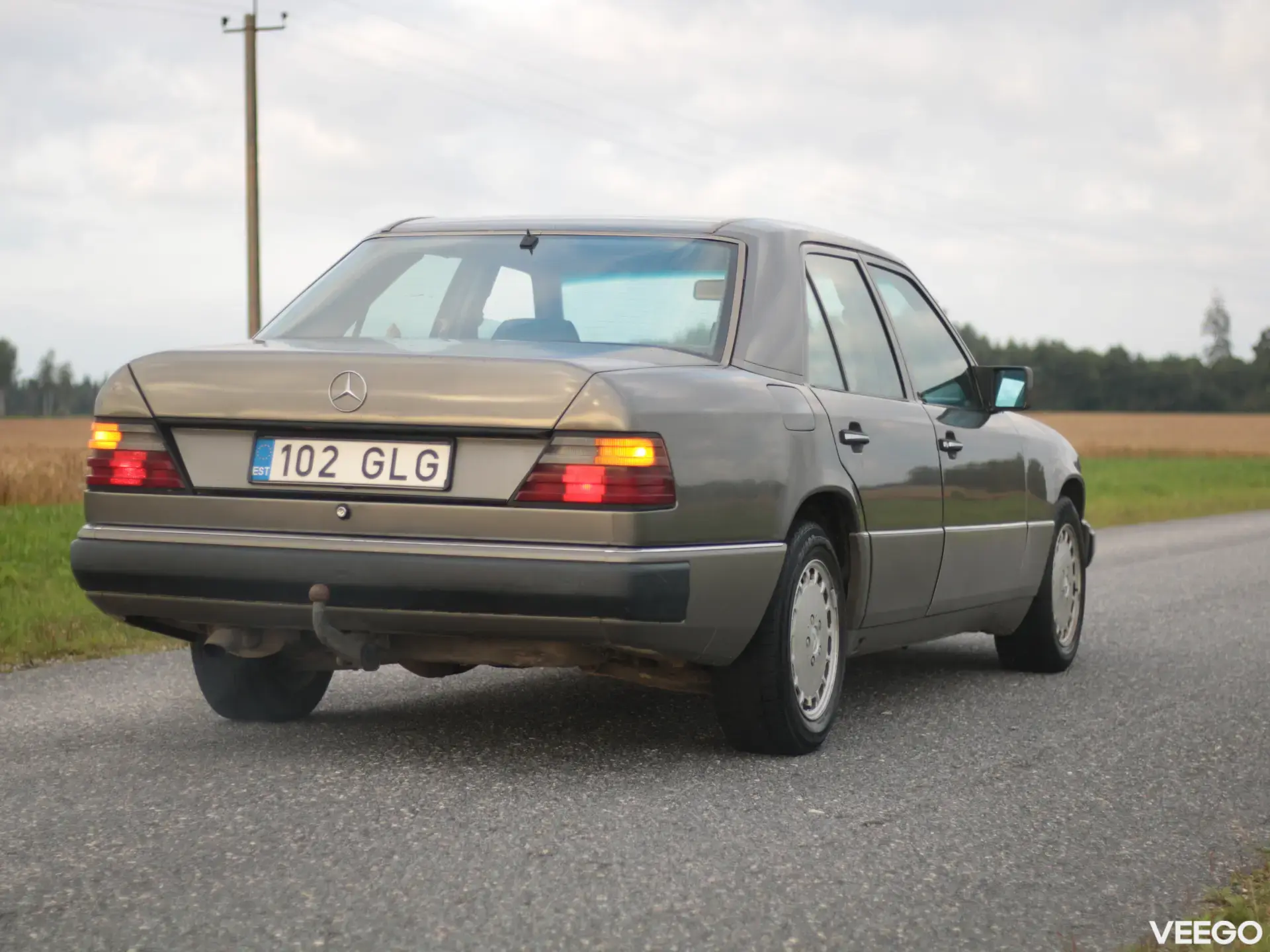 Mercedes-Benz 300 D W124 TD 108kW