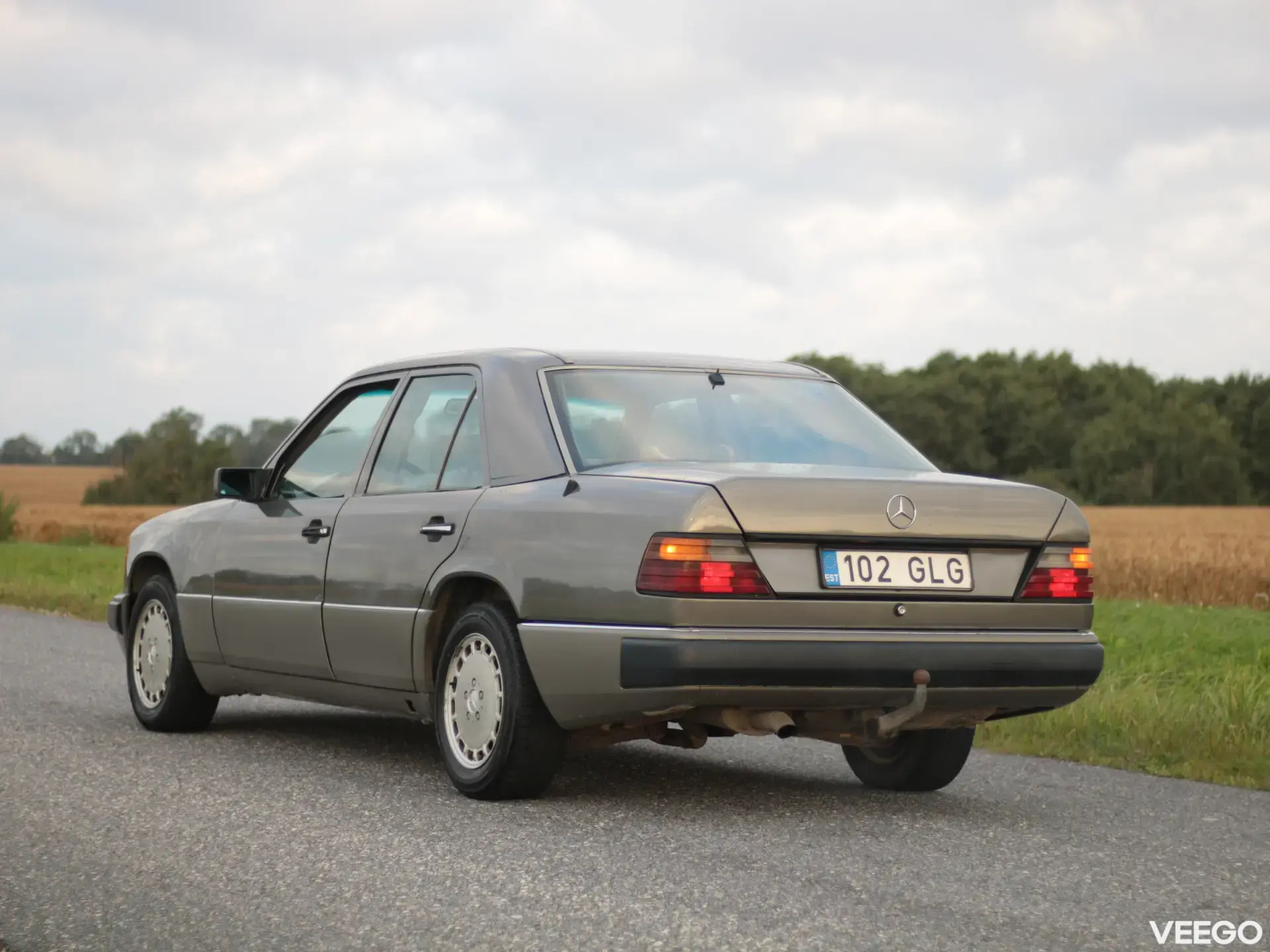 Mercedes-Benz 300 D W124 TD 108kW