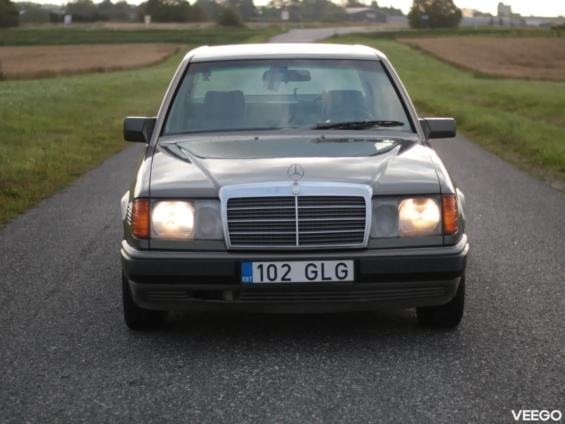 Mercedes-Benz 300 D W124 TD 108kW