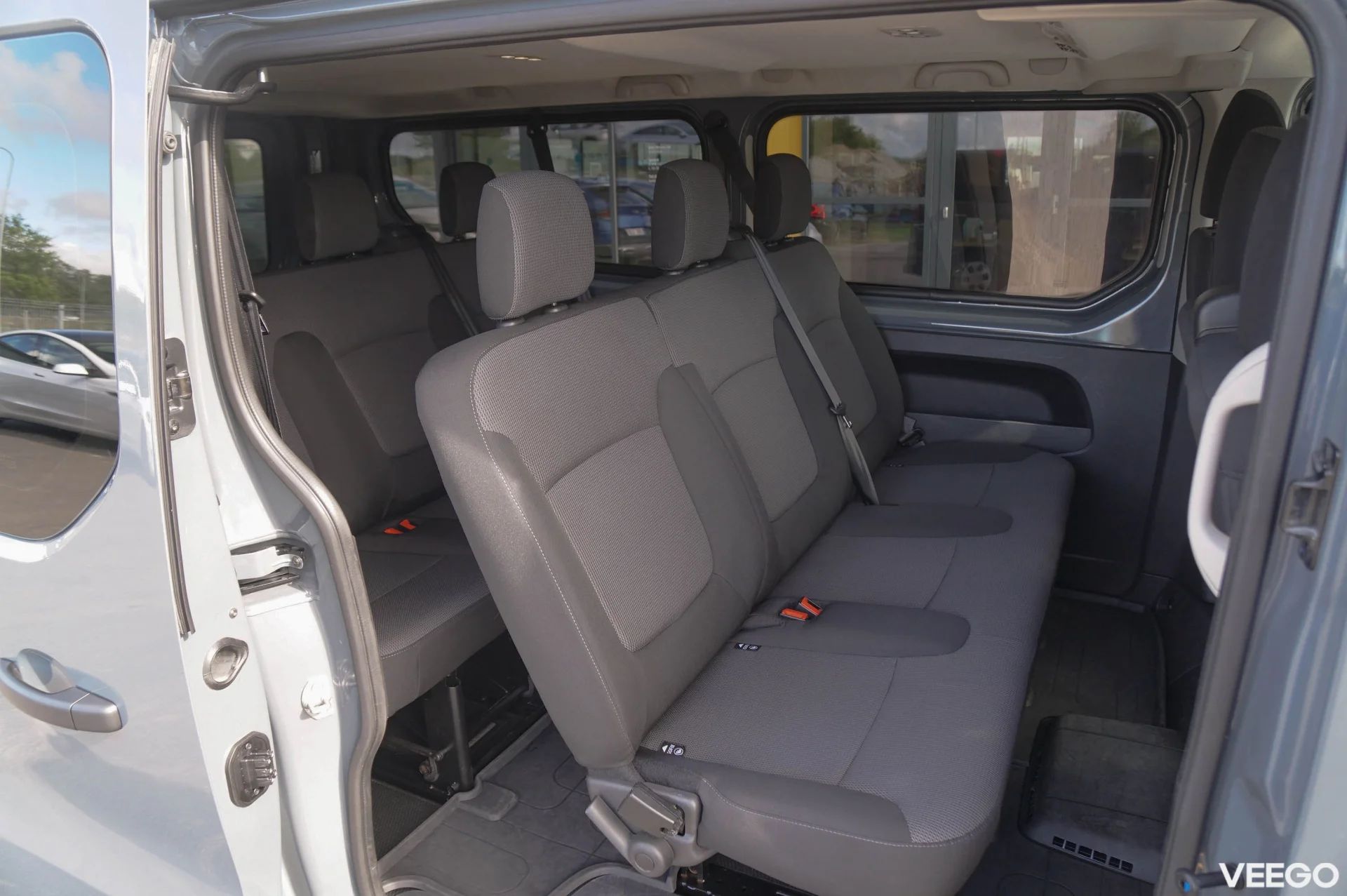 Renault TRAFIC Passenger Grandpack Clim L2H1 2 110kW