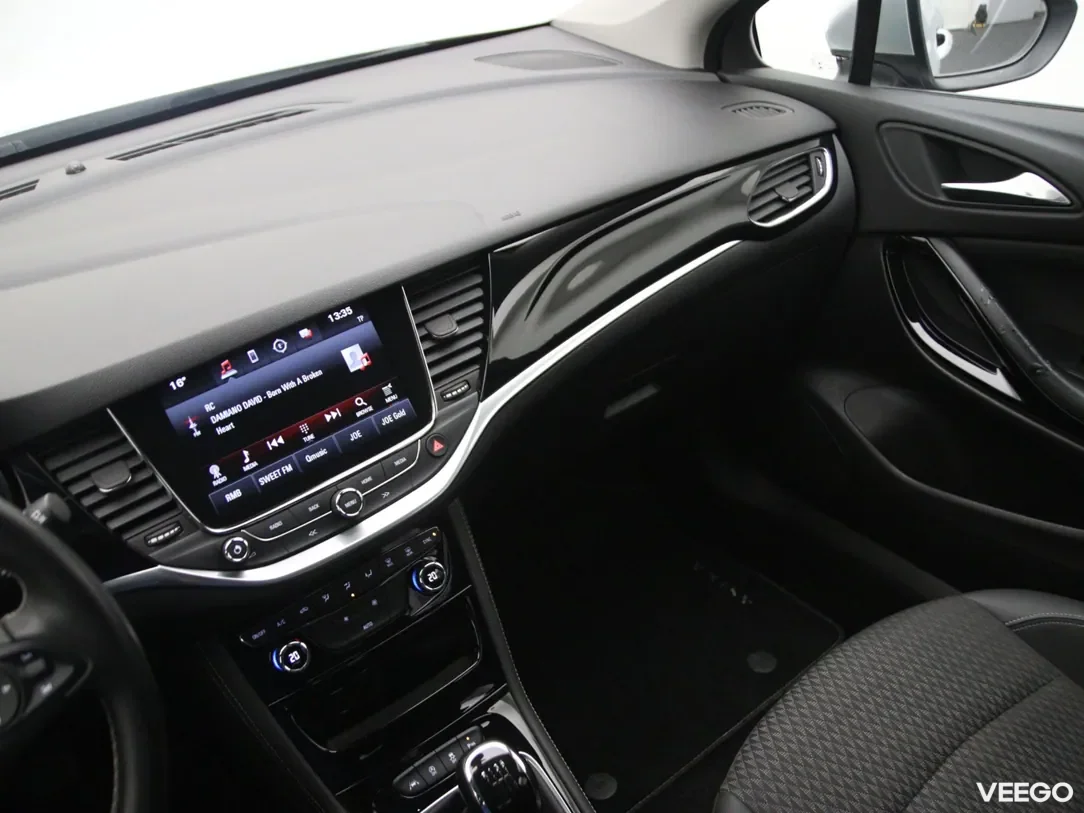 Opel Astra 1.4 110kW