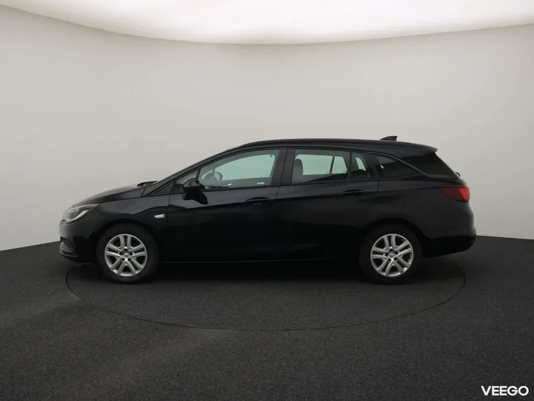 Opel Astra 1.6 81kW