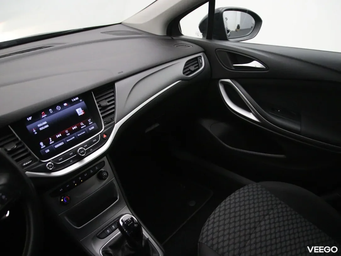 Opel Astra 1.6 81kW