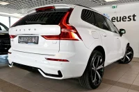 Volvo XC60 AWD H&K LUXURY ULTIMATE DARK INTELLI PRO 2 293kW thumbnail