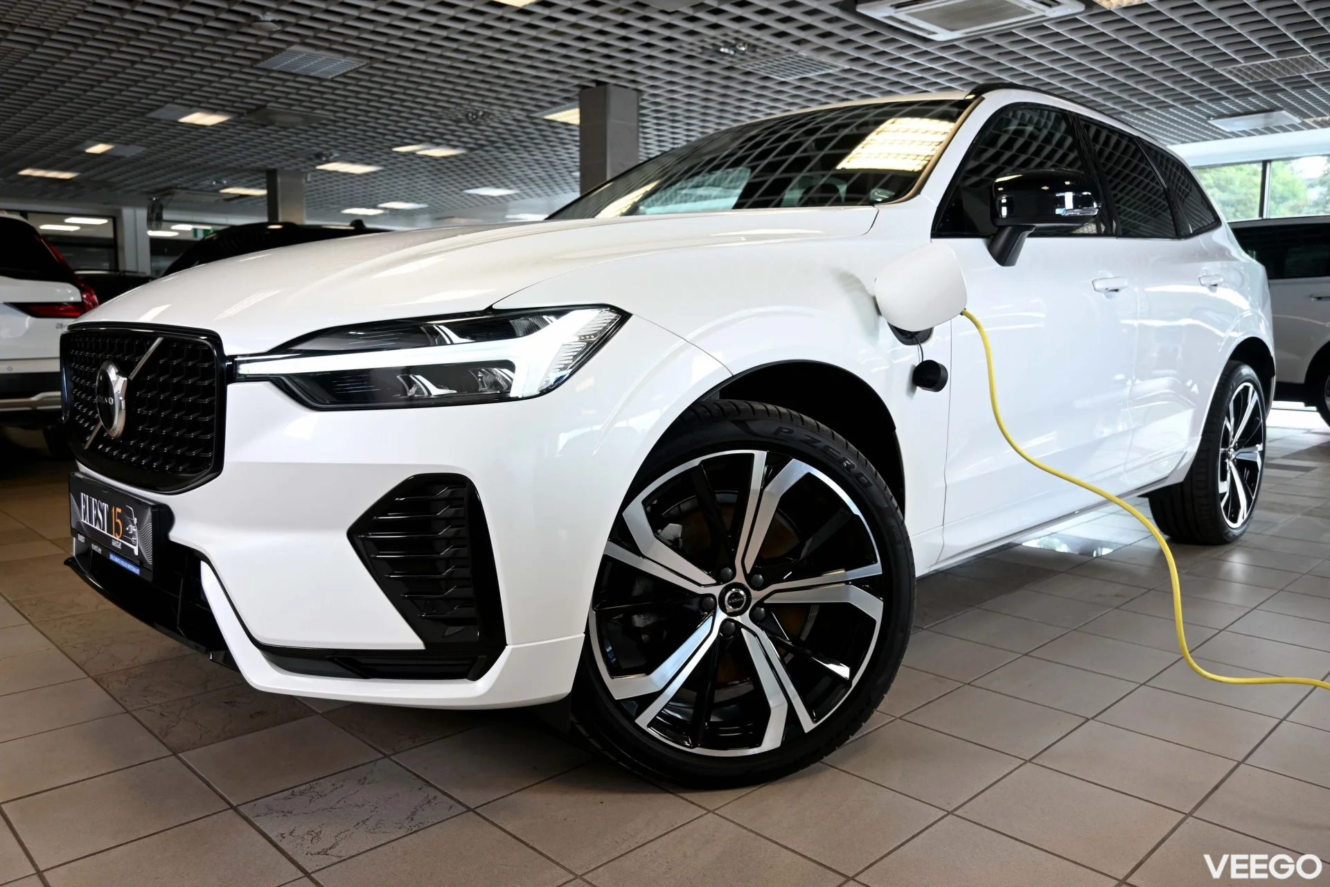 Volvo XC60 AWD H&K LUXURY ULTIMATE DARK INTELLI PRO 2 293kW