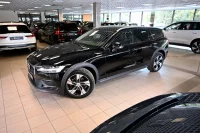 Volvo V60 Cross Country AWD BRIGHT PLUS INTELLI SAFE FACELIFT 2023 2 145kW thumbnail