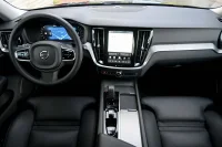 Volvo V60 Cross Country AWD BRIGHT PLUS INTELLI SAFE FACELIFT 2023 2 145kW thumbnail