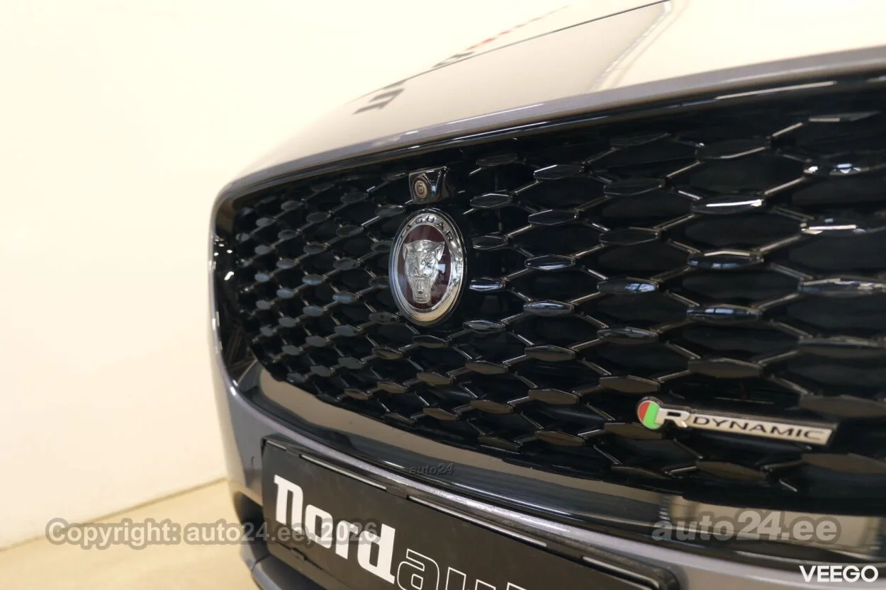 Jaguar E-Pace SE P300e AWD R-Dynamic 1.5 227kW