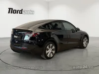Tesla Model Y Long Range Dual Motor 366kW thumbnail