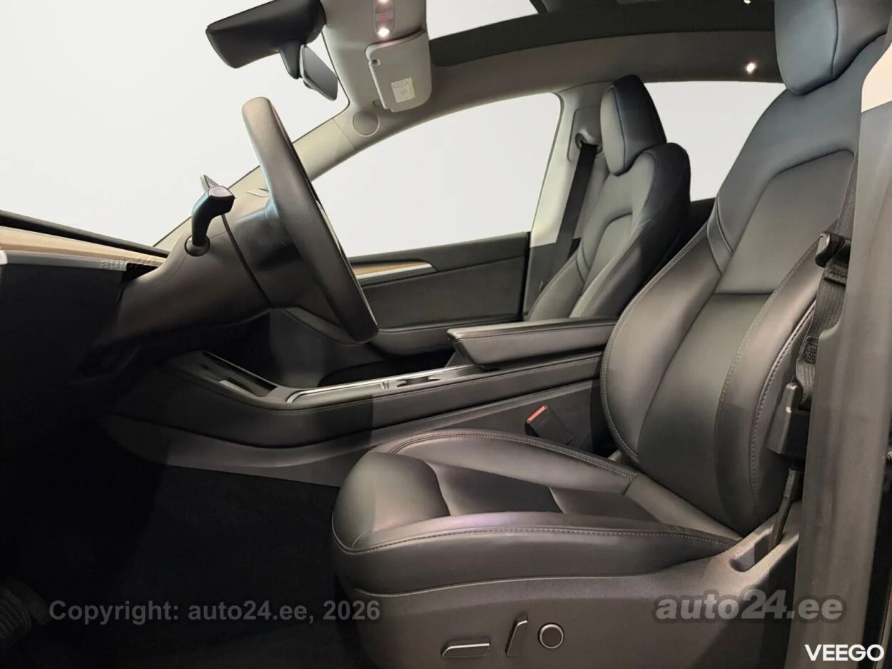 Tesla Model Y Long Range Dual Motor 366kW