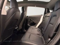Tesla Model Y Long Range Dual Motor 366kW thumbnail