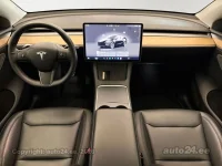 Tesla Model Y Long Range Dual Motor 366kW thumbnail