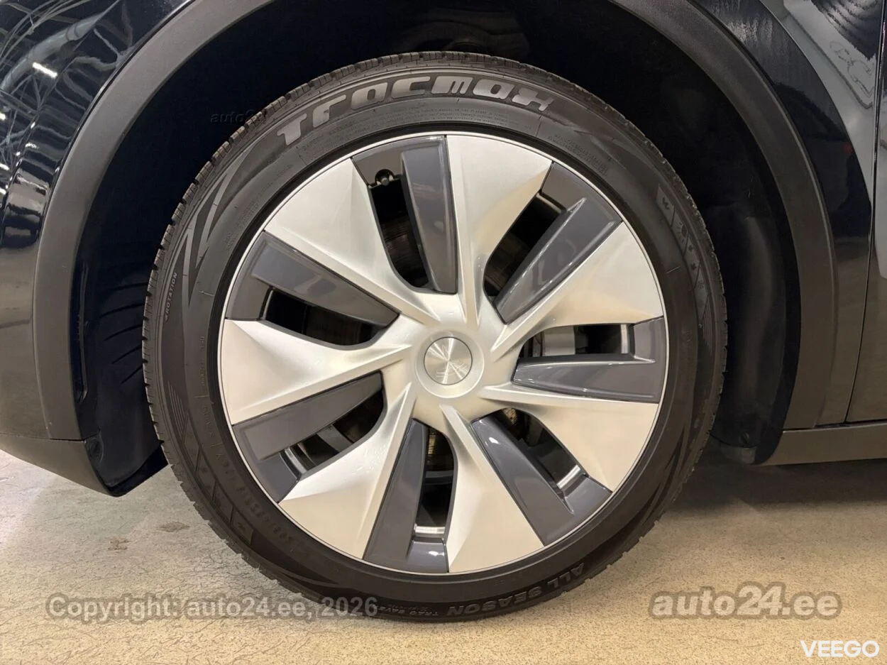 Tesla Model Y Long Range Dual Motor 366kW