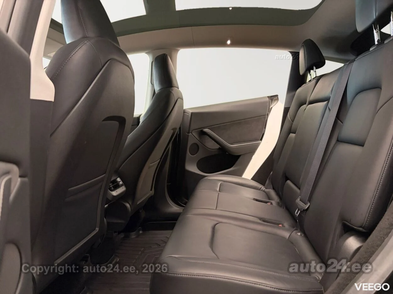 Tesla Model Y Dual Motor Long Range 153kW