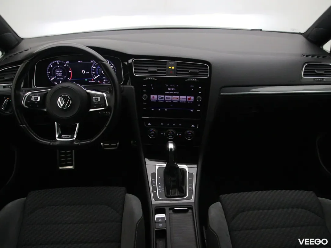 Volkswagen Golf 1.6 85kW