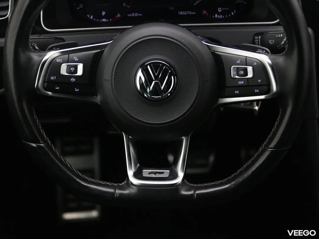 Volkswagen Golf 1.6 85kW