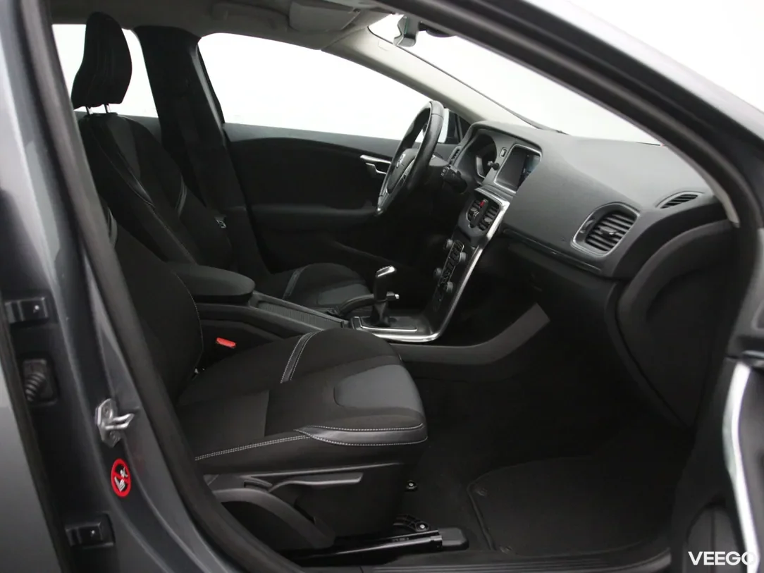 Volvo V40 2 140kW