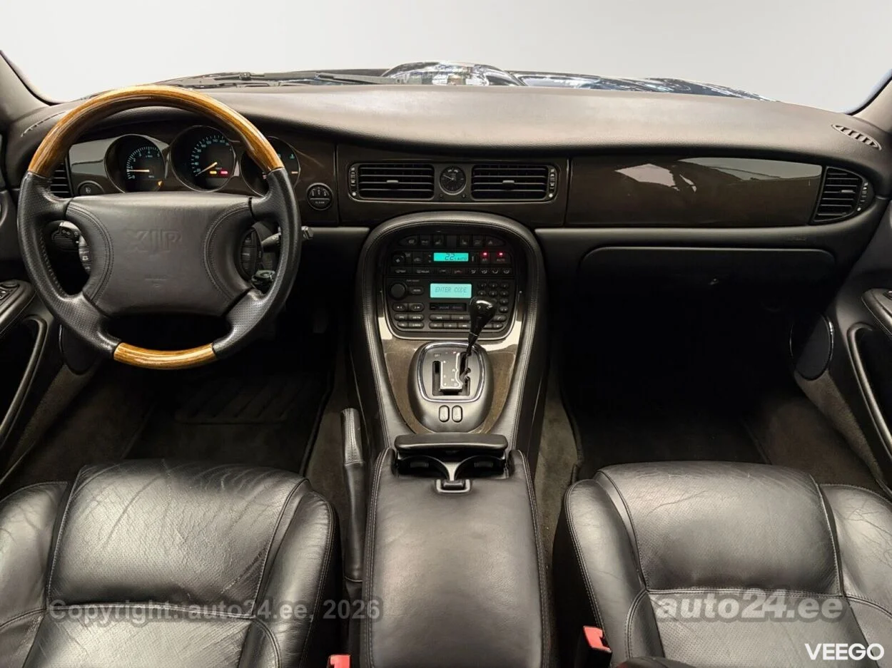 Jaguar XJR - 4 267kW