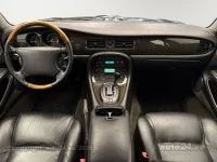 Jaguar XJR - 4 267kW thumbnail