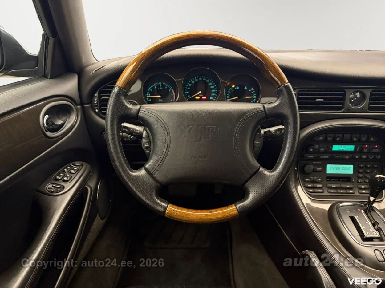 Jaguar XJR - 4 267kW