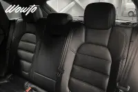 Porsche Macan Turbo PDK 400HK /Drag /Värmare /18-Vägs 294kW