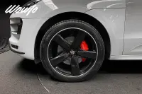 Porsche Macan Turbo PDK 400HK /Drag /Värmare /18-Vägs 294kW
