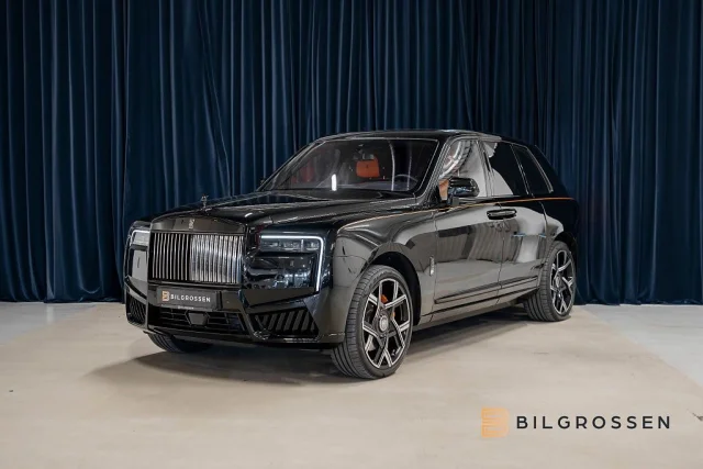 Image of Rolls-Royce Cullinan Series II Black Badge 5-Sits V12 Black Diamond Mandarin 441kW