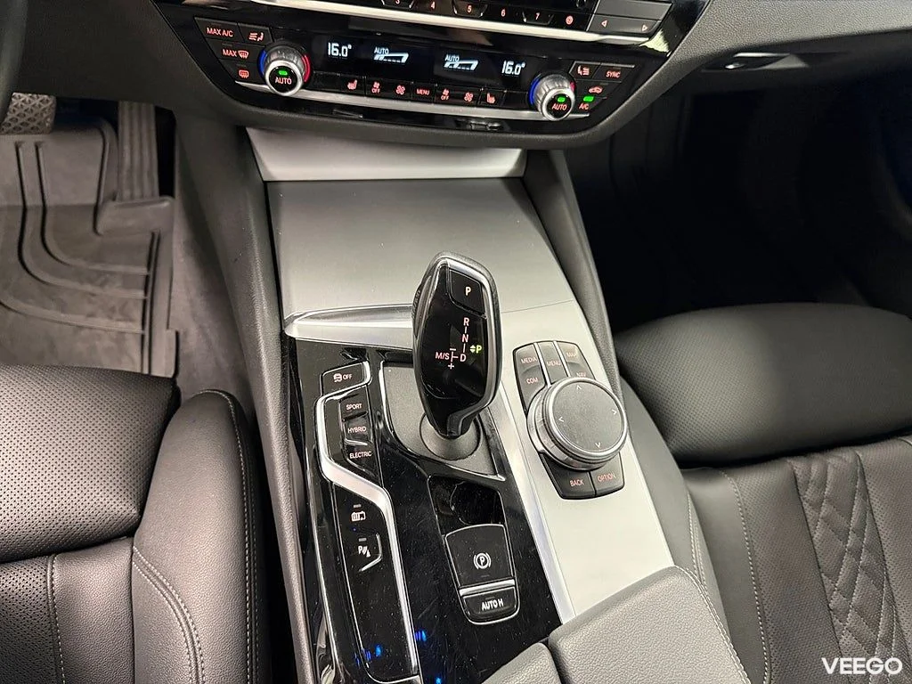 BMW 530 e xDrive Touring 292HK /Drag /H/K /Moms 215kW