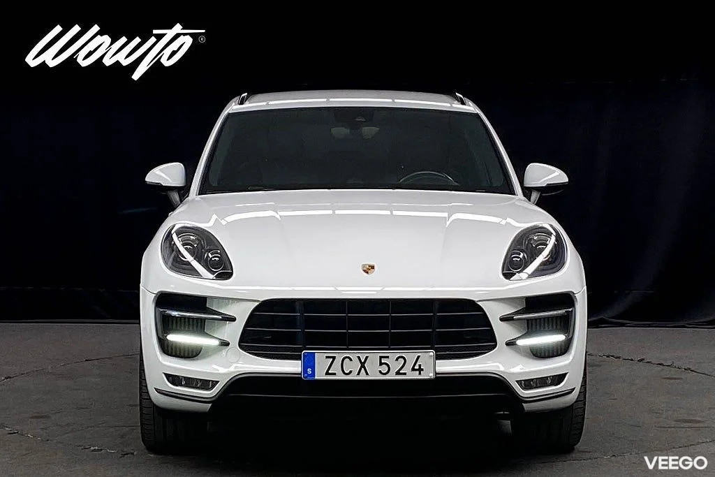 Porsche Macan Turbo PDK 400HK /Drag /Värmare /18-Vägs 294kW