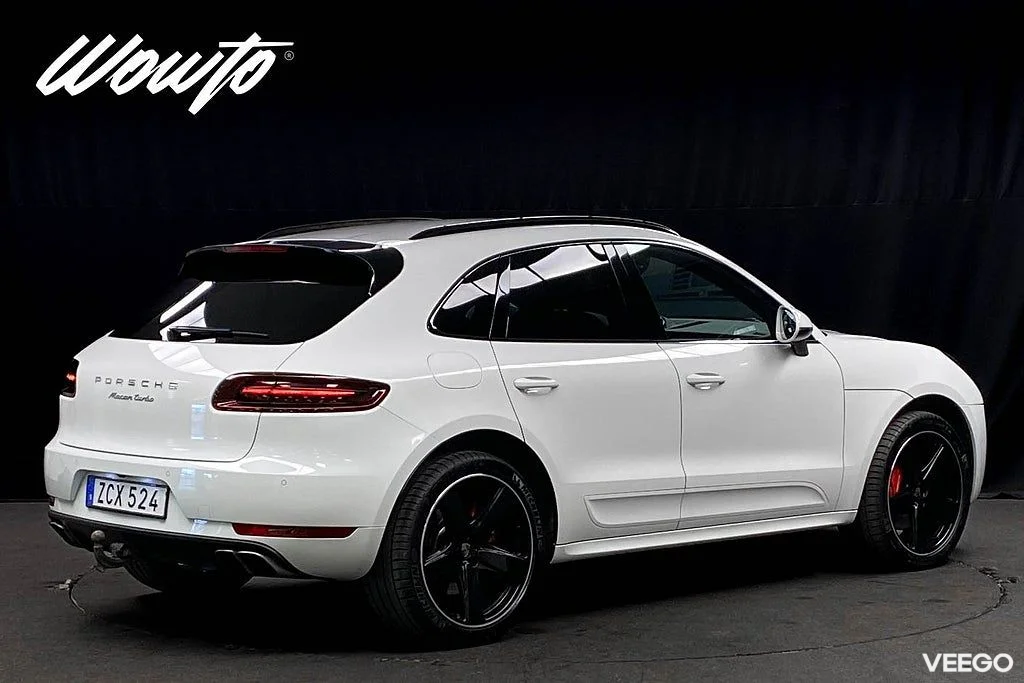 Porsche Macan Turbo PDK 400HK /Drag /Värmare /18-Vägs 294kW