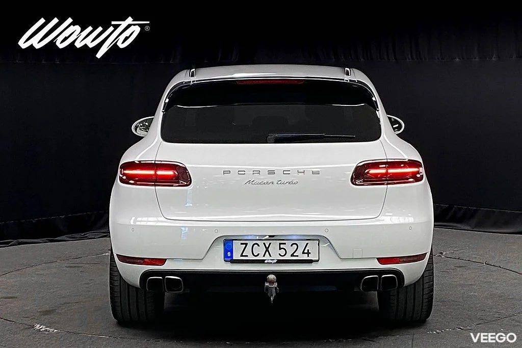 Porsche Macan Turbo PDK 400HK /Drag /Värmare /18-Vägs 294kW