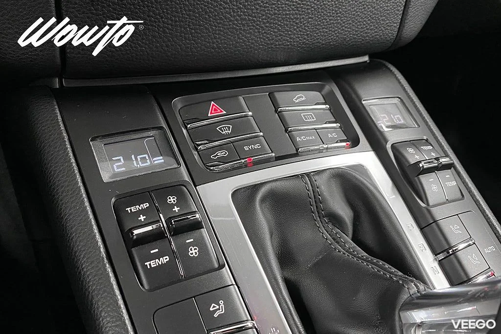 Porsche Macan Turbo PDK 400HK /Drag /Värmare /18-Vägs 294kW