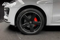 Porsche Macan Turbo PDK 400HK /Drag /Värmare /18-Vägs 294kW thumbnail