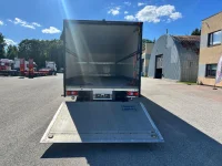 Mercedes-Benz Antos 6X2*4 EURO6 BOX L-9700mm 200kW