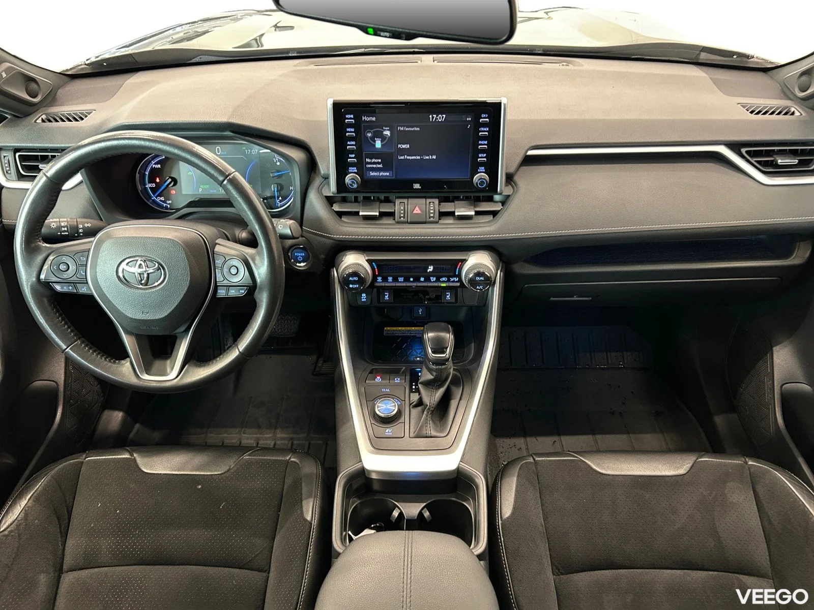 Toyota RAV4 Black Edition Hybrid AWD 2.5 131kW