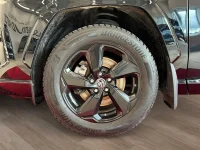 Toyota RAV4 Black Edition Hybrid AWD 2.5 131kW thumbnail