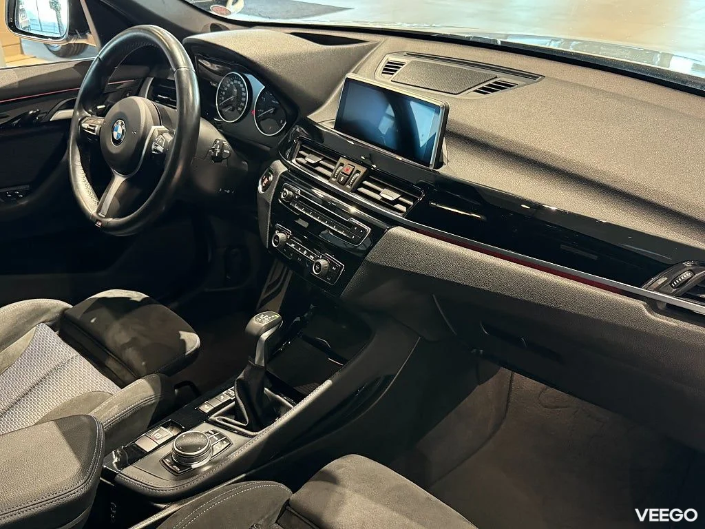 BMW X1 xDrive20d M Sport Head-Up Nav Rattvärme backkamera 140kW