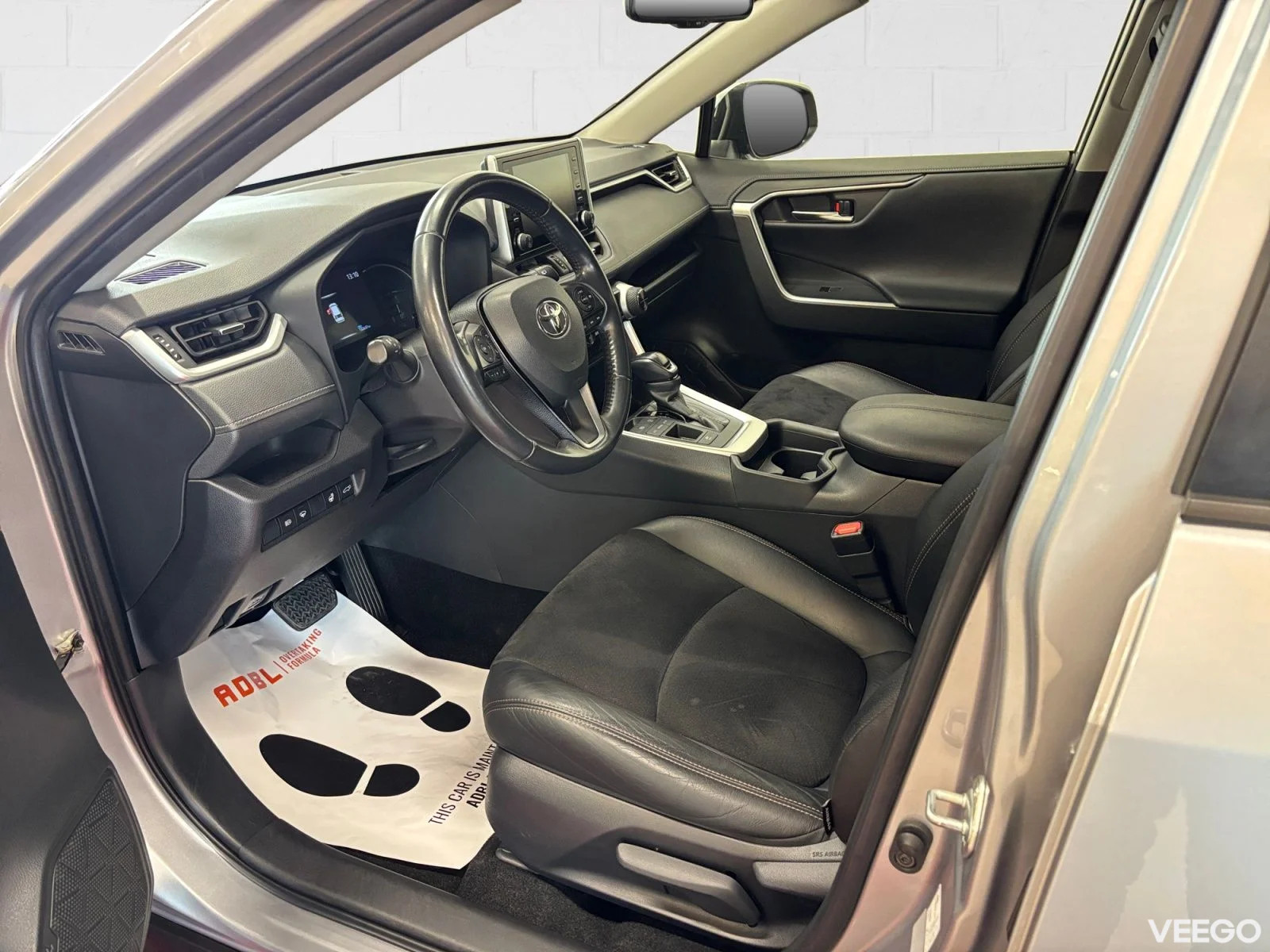 Toyota RAV4 Luxury Plus 2.5 131kW