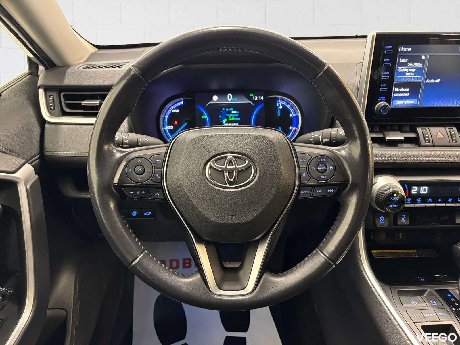 Toyota RAV4 Luxury Plus 2.5 131kW