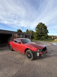 Ford Mustang GT 0kW thumbnail