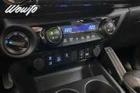Toyota Hilux DH 2.8 4WD 204HK /Kåpa /Diffspärr /Moms 150kW